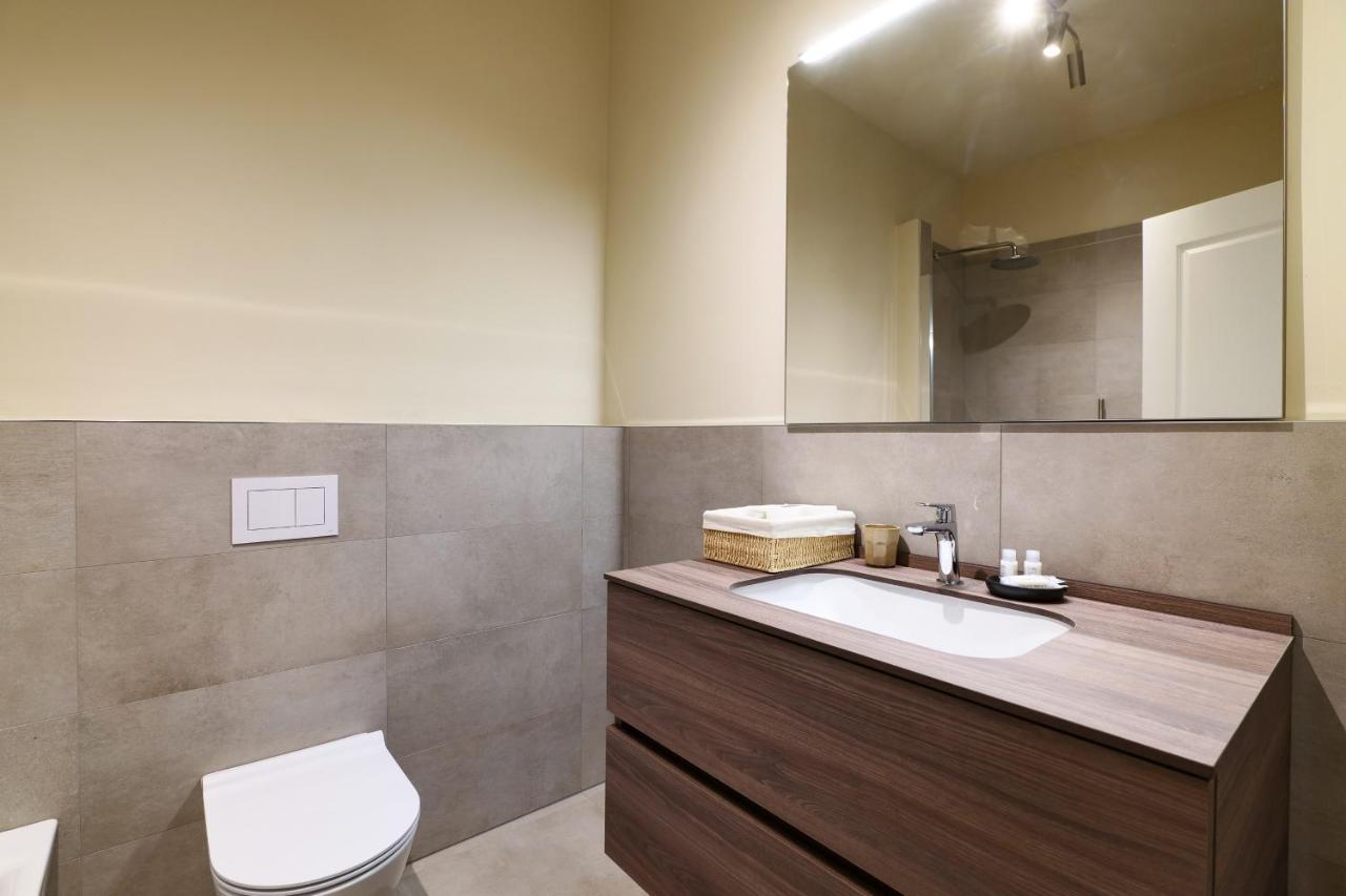 Luxury San Babila Apartment Milano Eksteriør bilde